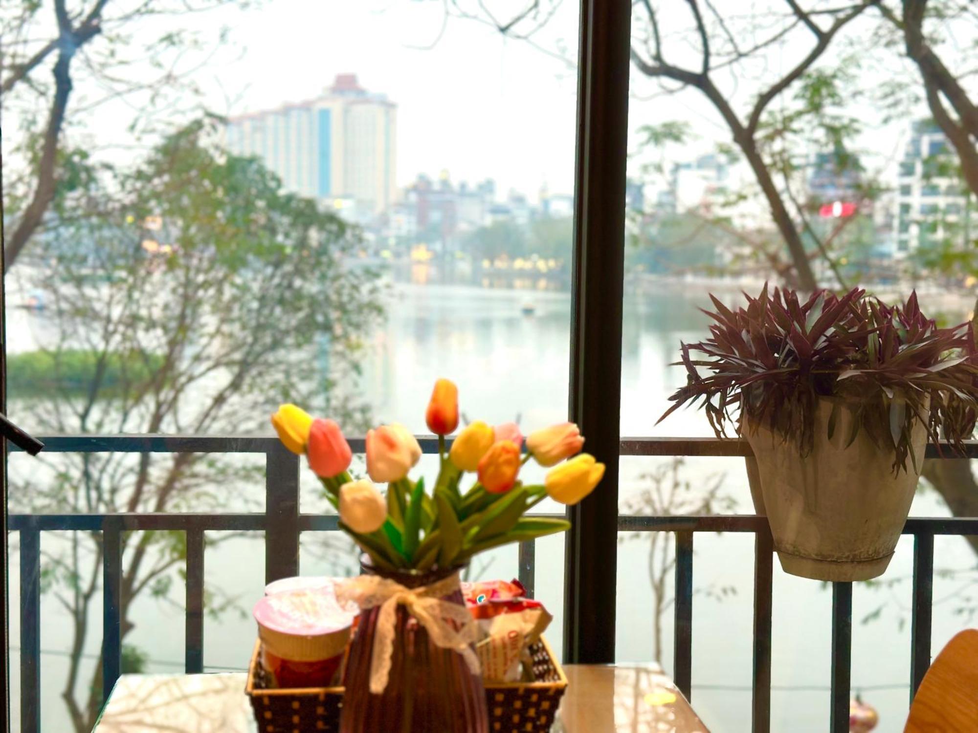 Windy Lakeview Studio Ha Noi Hanoi Exterior photo